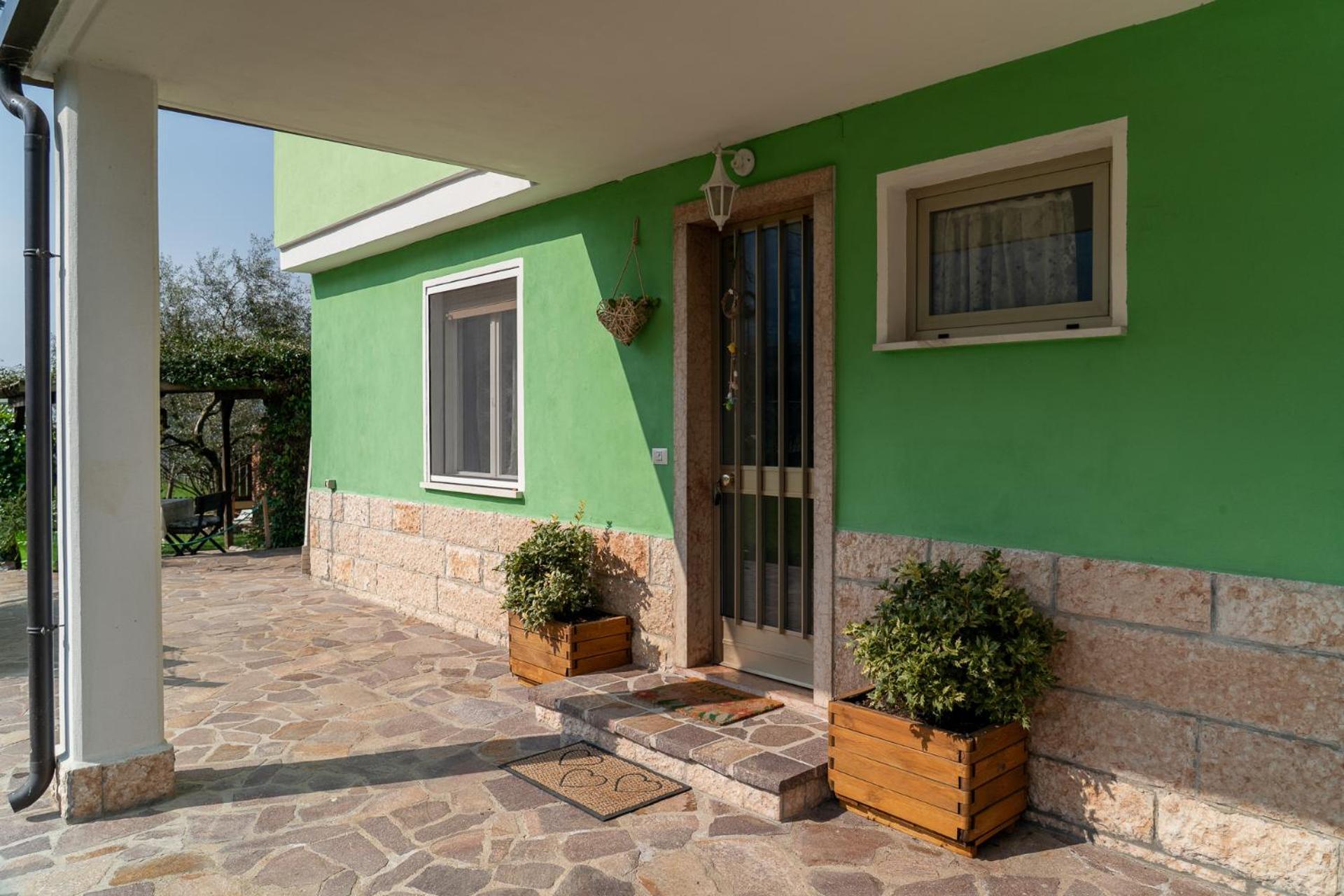 La Casa Nel Verde Arco Exterior photo